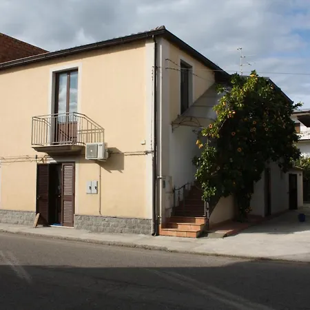 Apartment Dimora Alba *